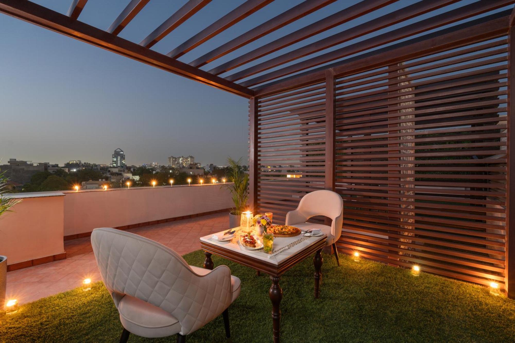 Foxtrail, Sector 42 - Am Hotel Kollection Gurgaon Exterior foto