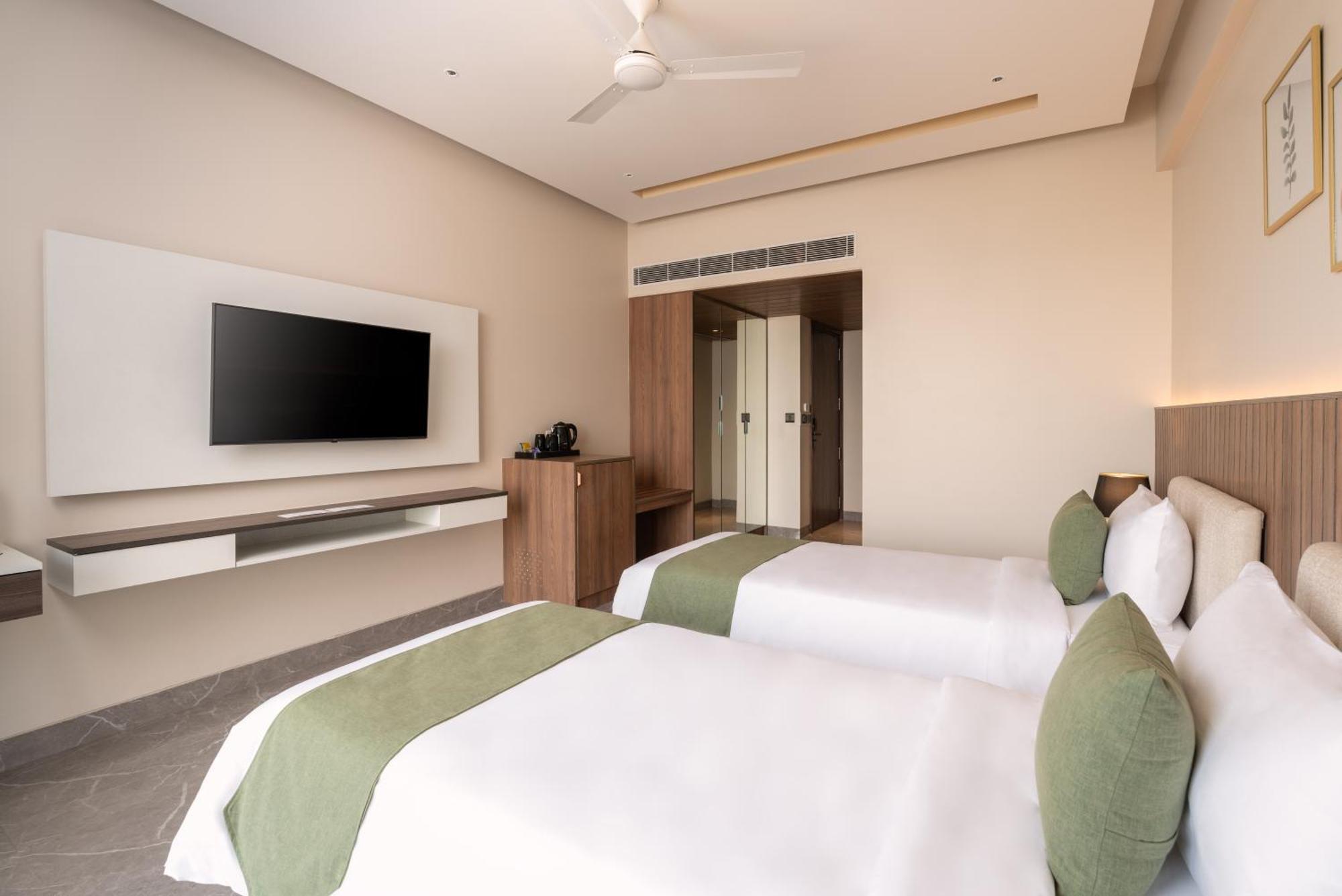 Foxtrail, Sector 42 - Am Hotel Kollection Gurgaon Exterior foto