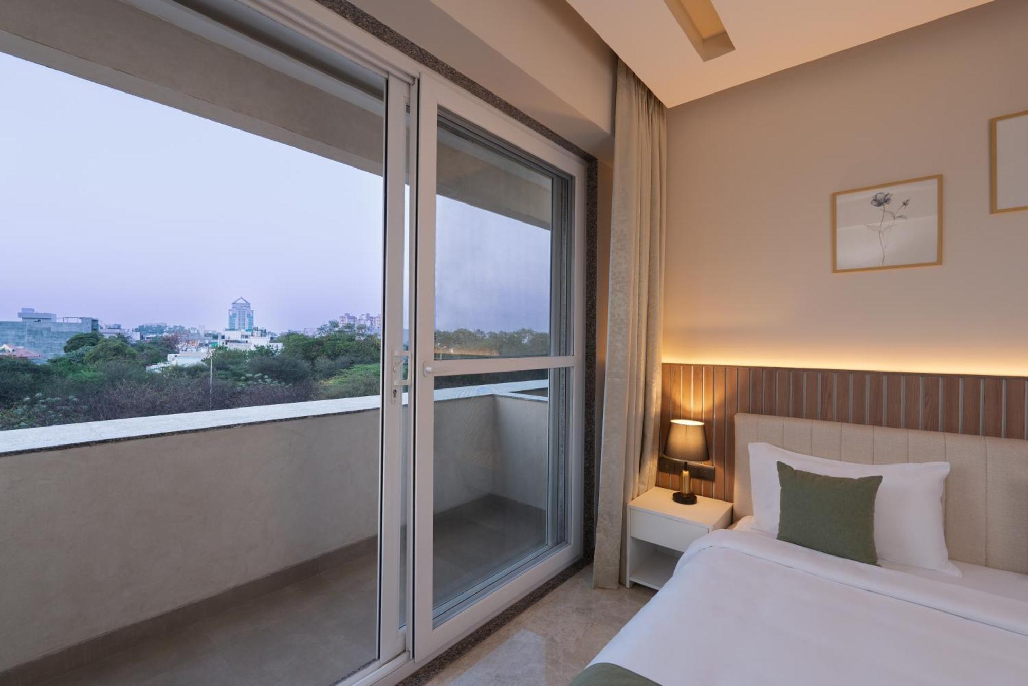 Foxtrail, Sector 42 - Am Hotel Kollection Gurgaon Exterior foto