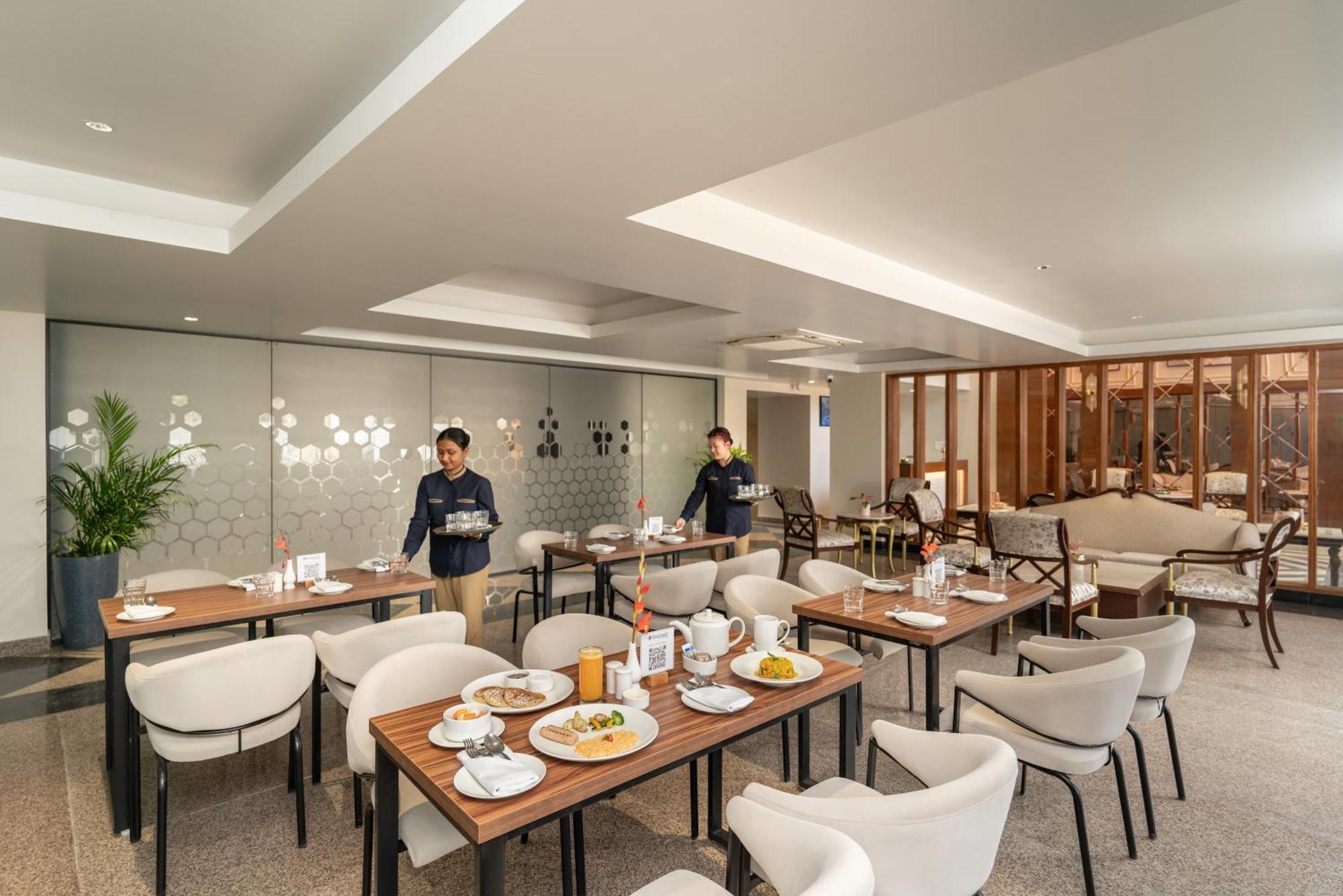 Foxtrail, Sector 42 - Am Hotel Kollection Gurgaon Exterior foto